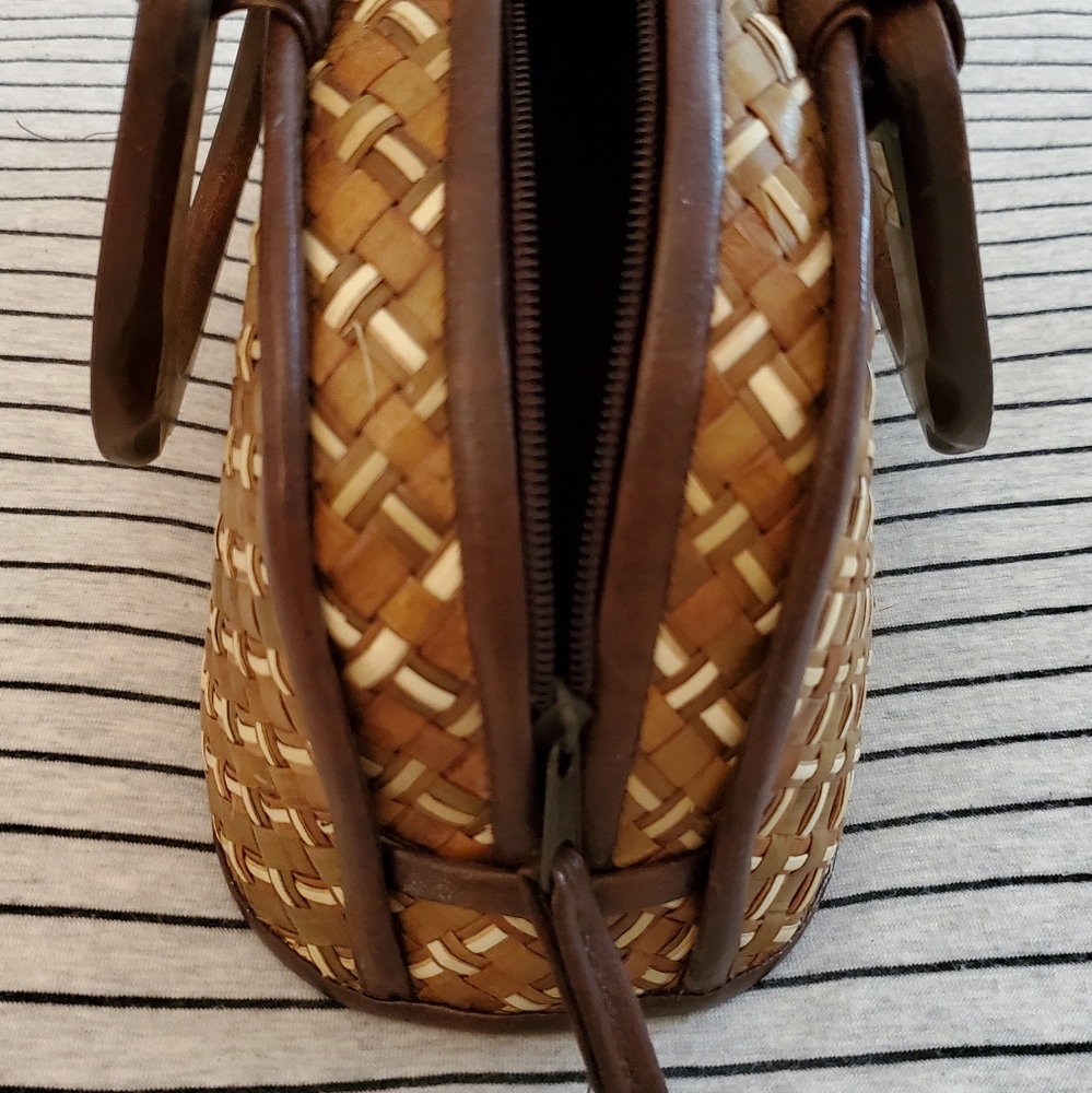 Straw Handbag - Picture 4 of 5